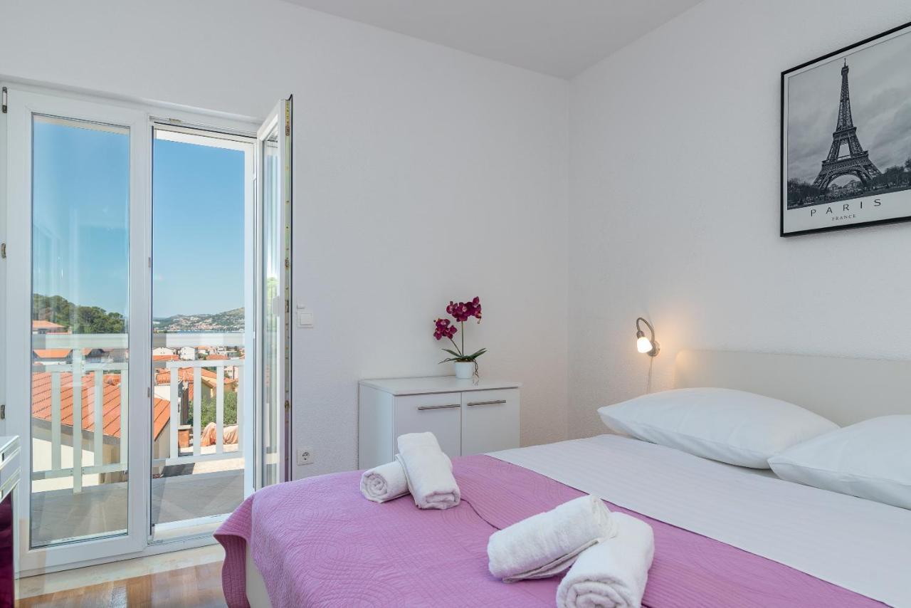 Kapetan Apartment *